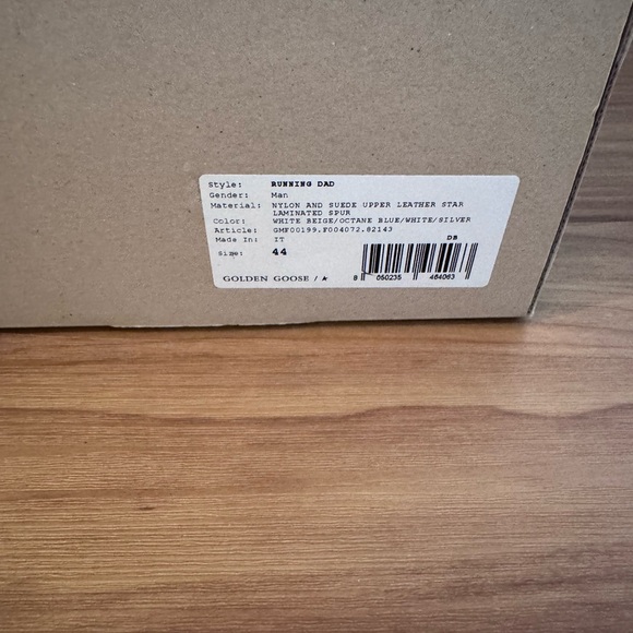 Golden Goose Size 44 RUNNING DAD - Picture 4 of 4